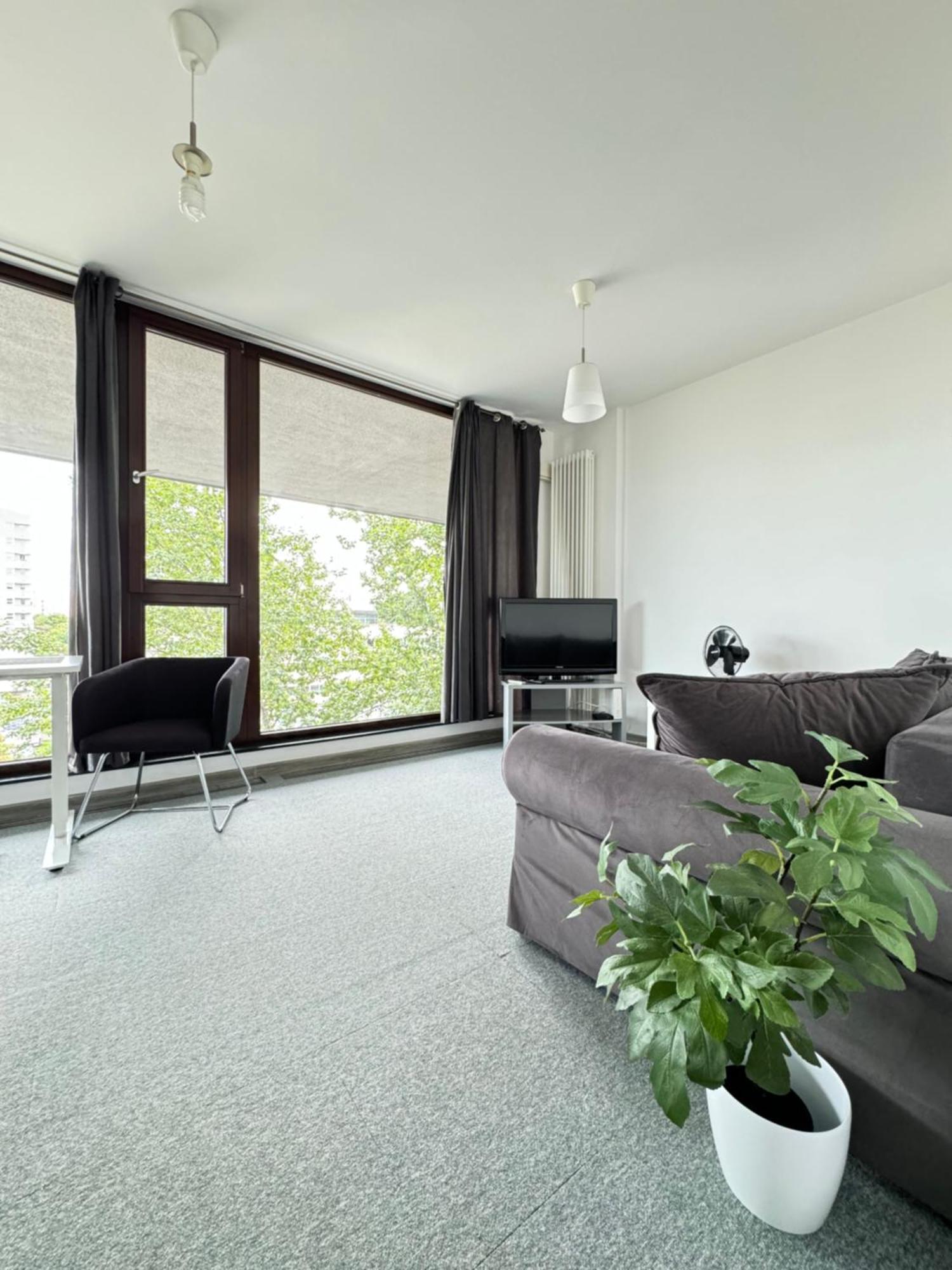 Two Rooms Apartment Triton Park Varsavia Esterno foto