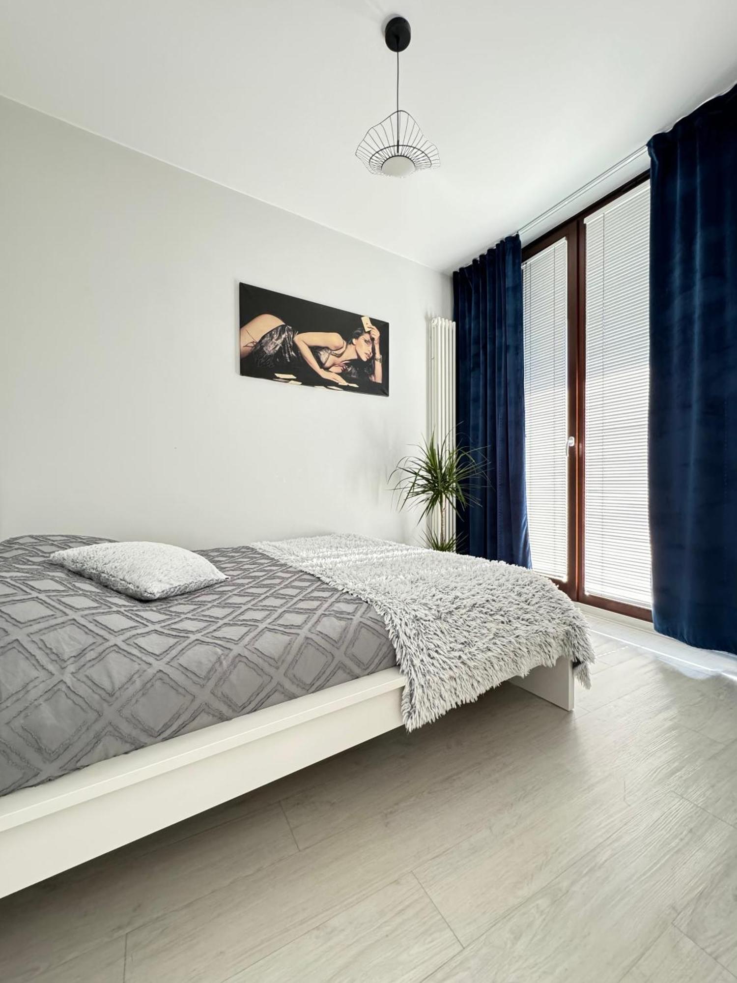Two Rooms Apartment Triton Park Varsavia Esterno foto